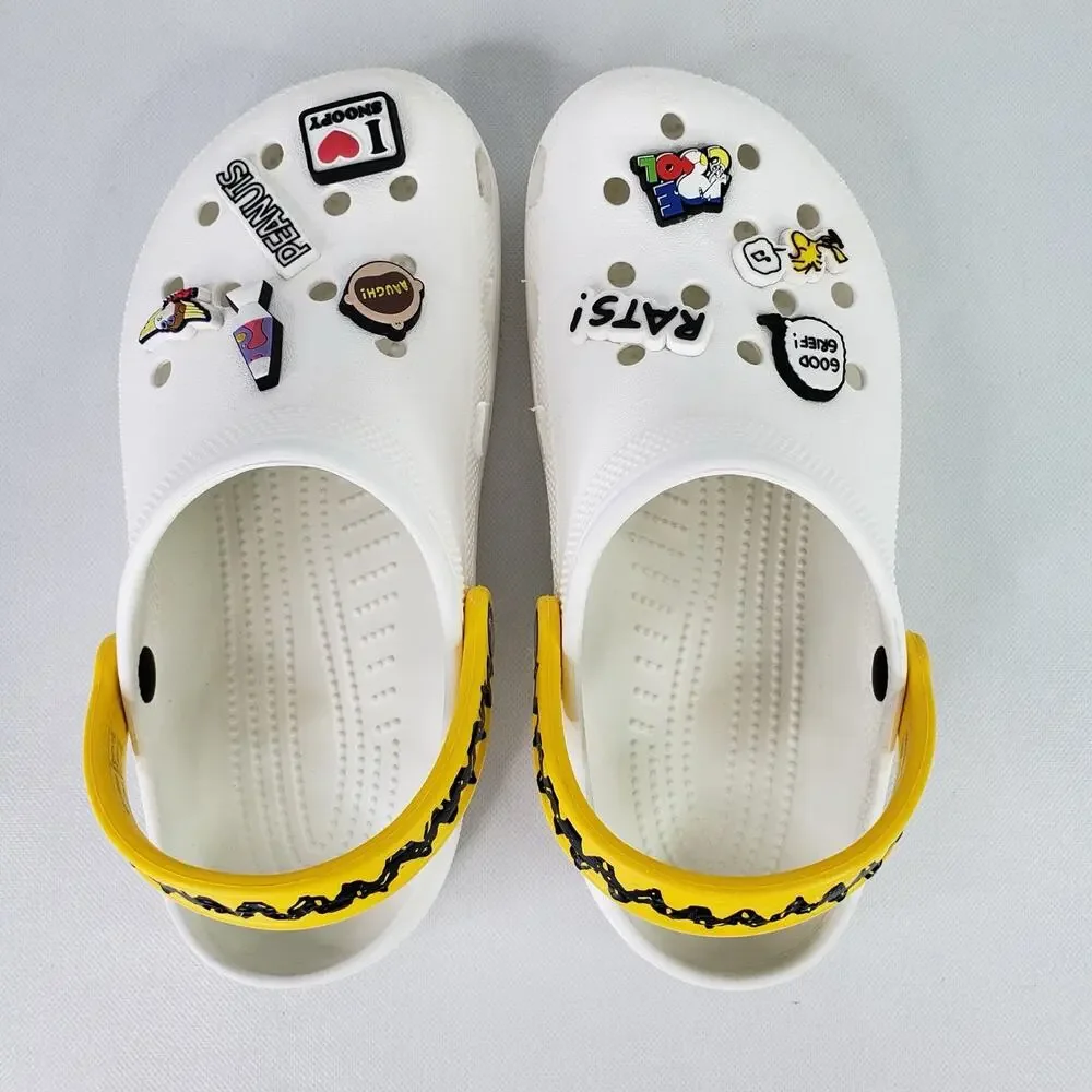 Crocs Unisex Classic Peanuts Charm Clog Charlie Brown Womens 9 White Snoopy